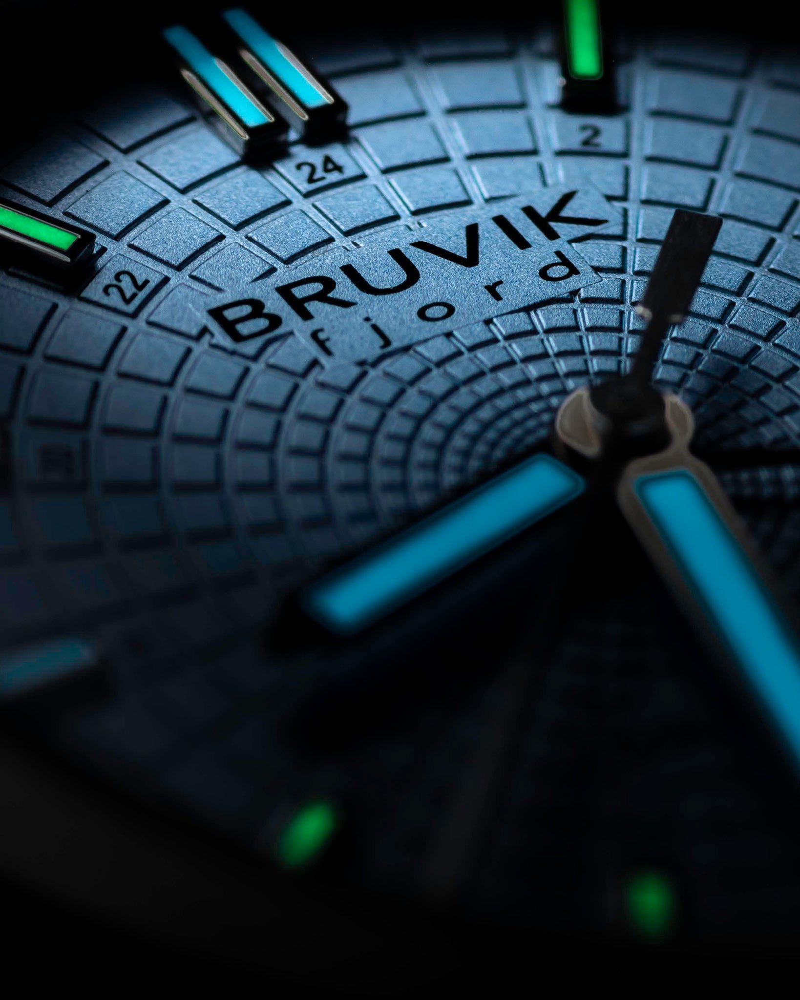 Bruvik Fjord N2.0 Black Deep