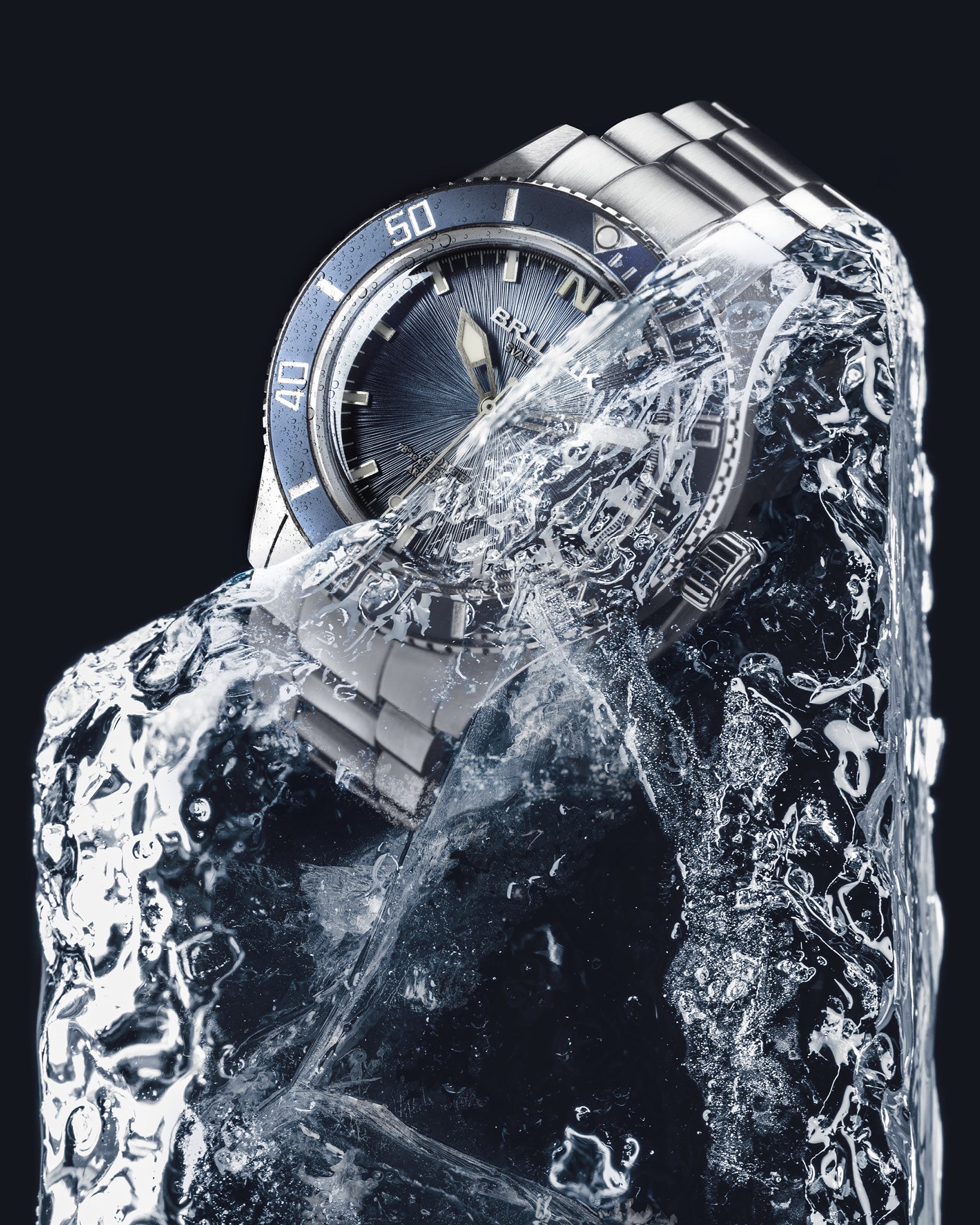 Bruvik Svalbard Arctic Fjords Stream Dial Blue