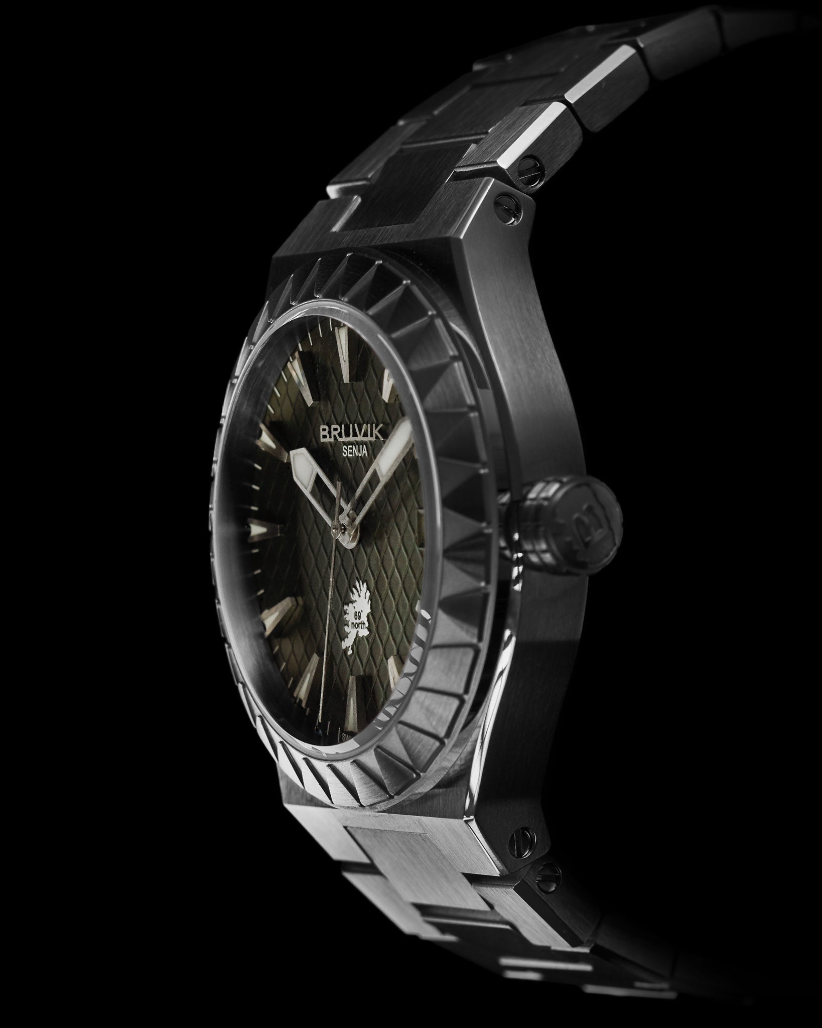 Bruvik Senja Segla – Swiss Automatic Watch Inspired by Norwegian Peaks