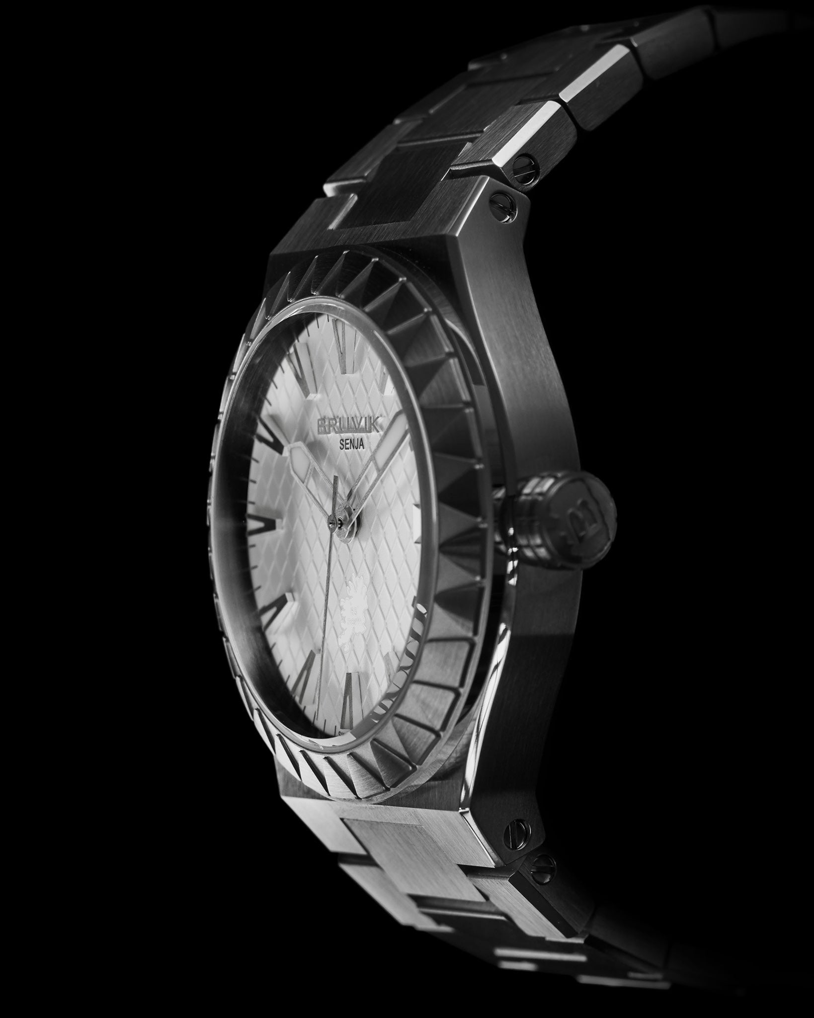 Bruvik Senja Keipen – Silver Dial Swiss Watch Inspired by Alpine Snow