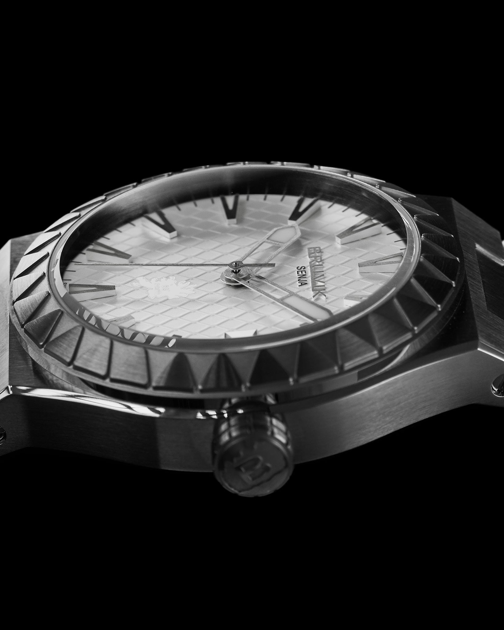 Bruvik Senja Keipen – Silver Dial Swiss Watch Inspired by Alpine Snow